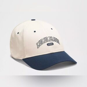 Lululemon Structured Two-Tone Baseball Cap - Cream & Navy